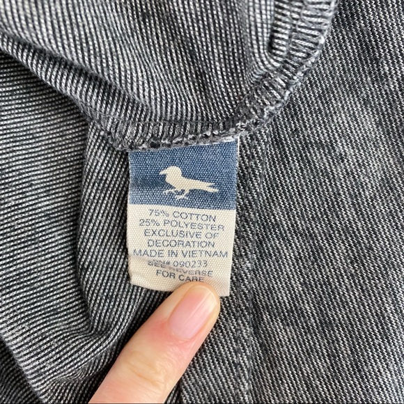 Modern Amusement Grey Slim Striped Leaf Print Pocket T-Shirt Men’s Size L. - Picture 9 of 11